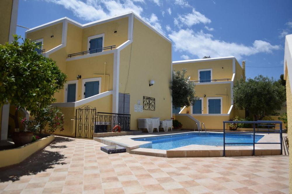 Esperides Maisonettes Agia Marina  Exterior foto